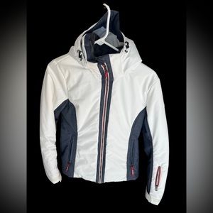Fera 🎿ski jacket w/ detachable hood🚨🚨🚨